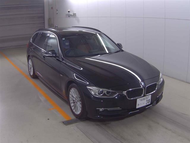 2014 BMW BMW 320Dブルーパホーマンスツーリング Japan auction vehicle