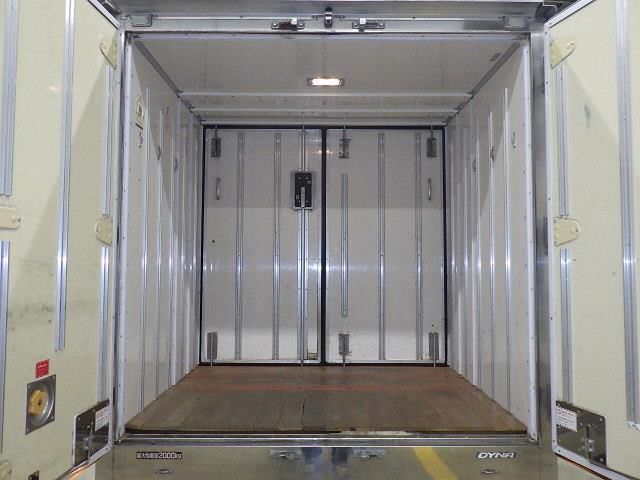 2021 Toyota Dyna Refrigerated and frozen trucks auction photo 4