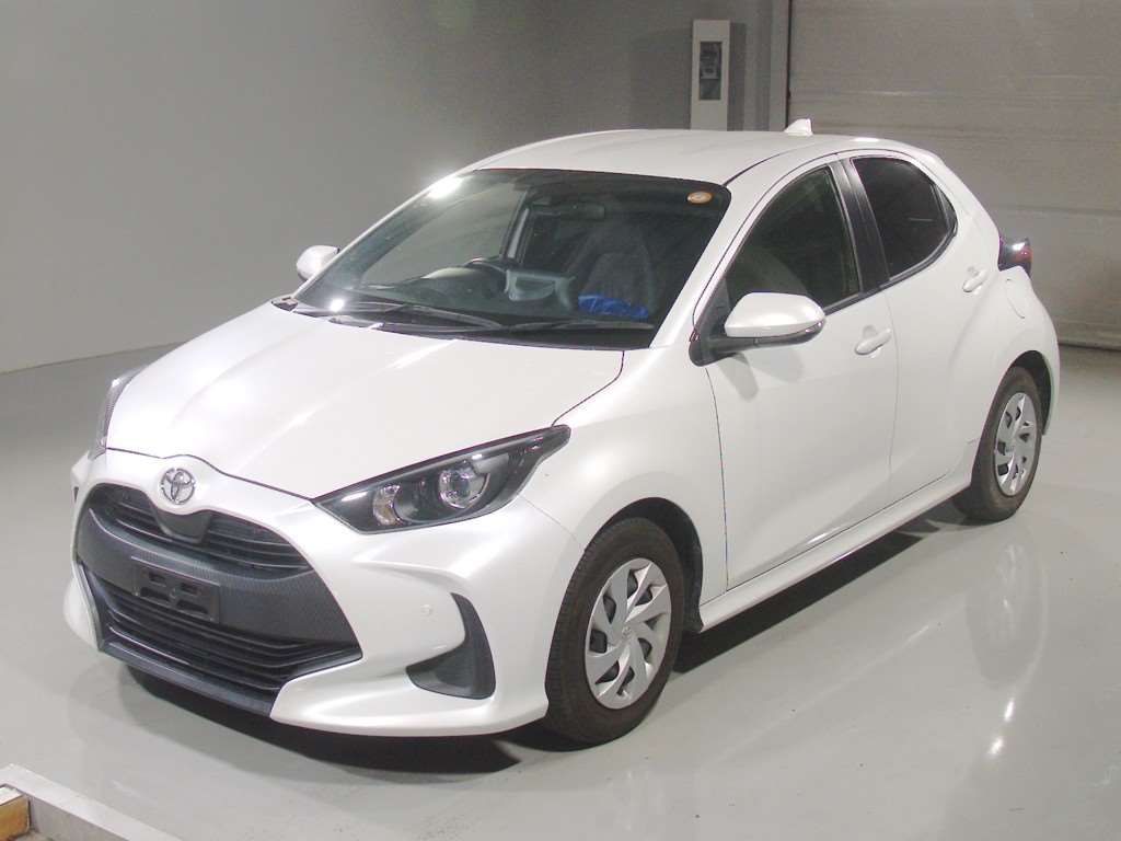 Japan Auction Vehicles 4 2022 Toyota Yaris X auction photo