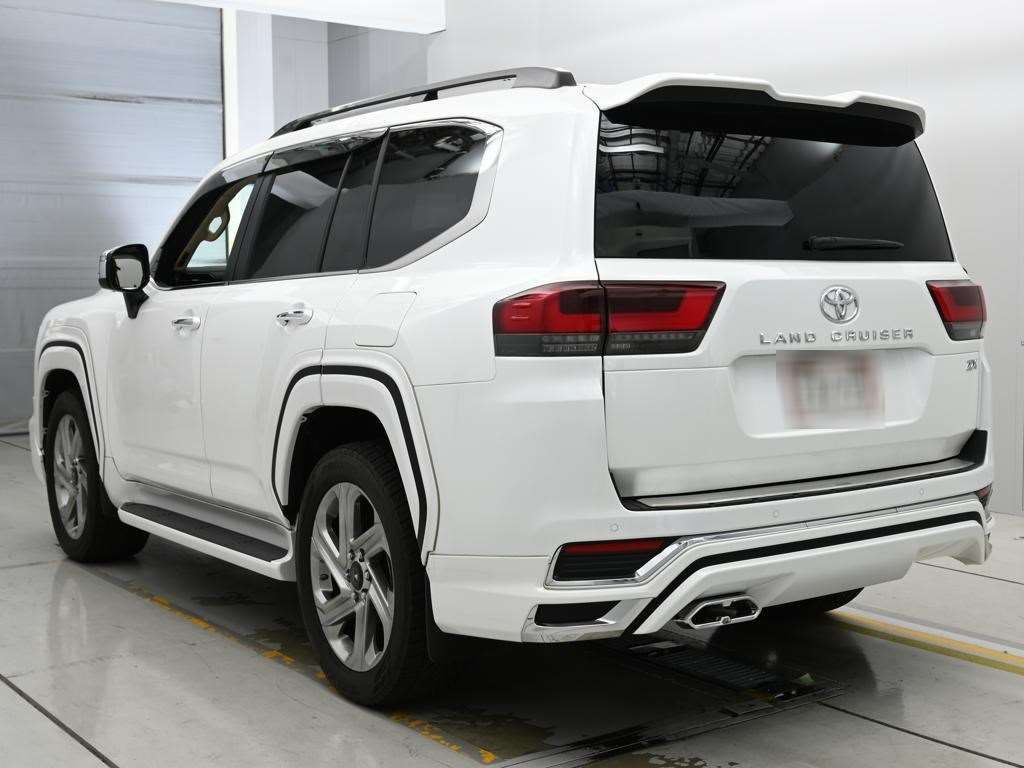 2023 Toyota Land Cruiser ZX 4WD auction photo 6