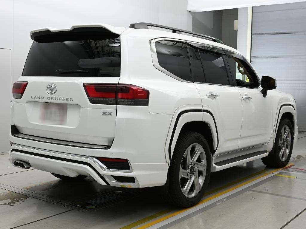 2023 Toyota Land Cruiser ZX 4WD auction photo 2
