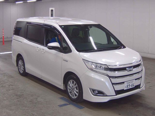 2018 Toyota Noah HV G Japan auction vehicle
