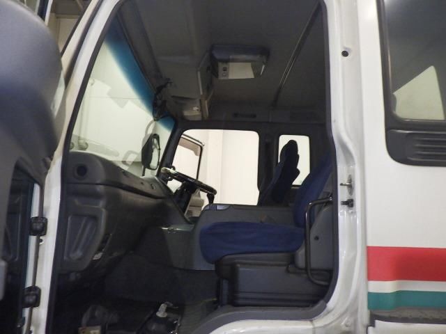 2010 Isuzu chassis auction photo 8