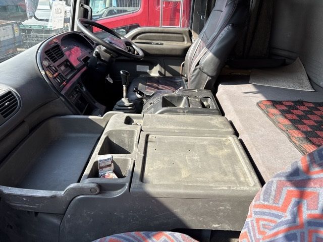 2005 Isuzu Giga アルミウイング auction photo 5