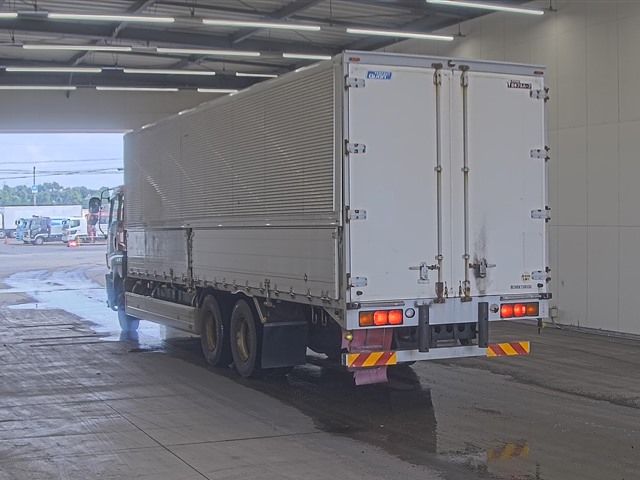 2005 Isuzu Giga アルミウイング auction photo 2