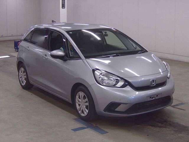 Japan Auction Vehicles 8 2020 Honda Fit ベーシック auction photo