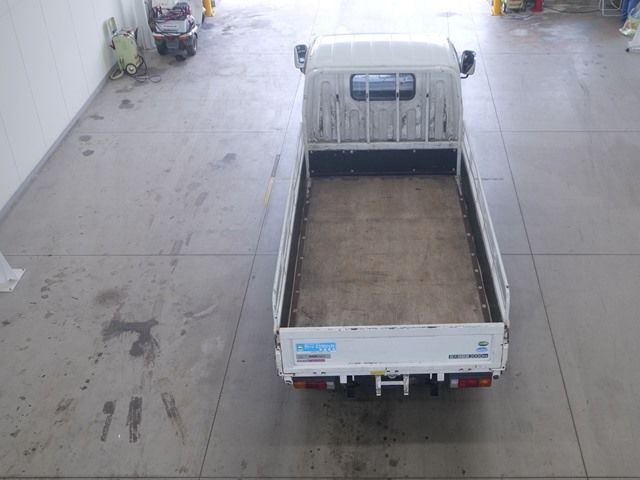 2016 Mitsubishi Fuso Canter Hira auction photo 3