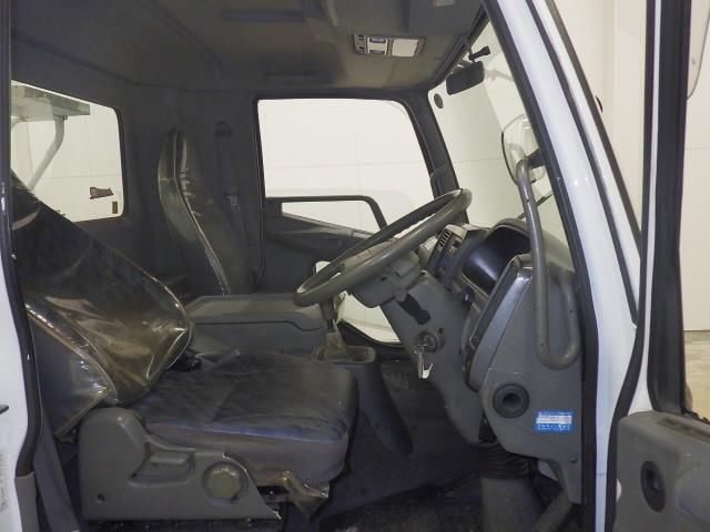 2003 Mitsubishi Fuso Fighter Aerial work platform auction photo 5