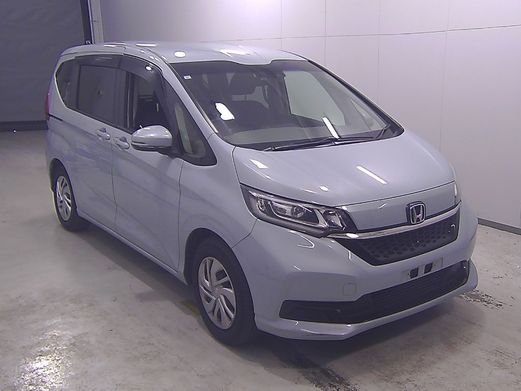 Japan Auction Vehicles 14 2023 Honda Freed G 6 people auction photo