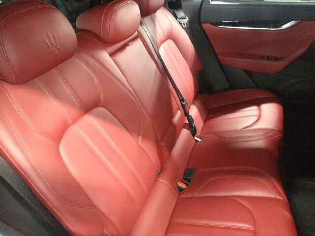 2017 Maserati レヴァンテ Base grade 4WD auction photo 6