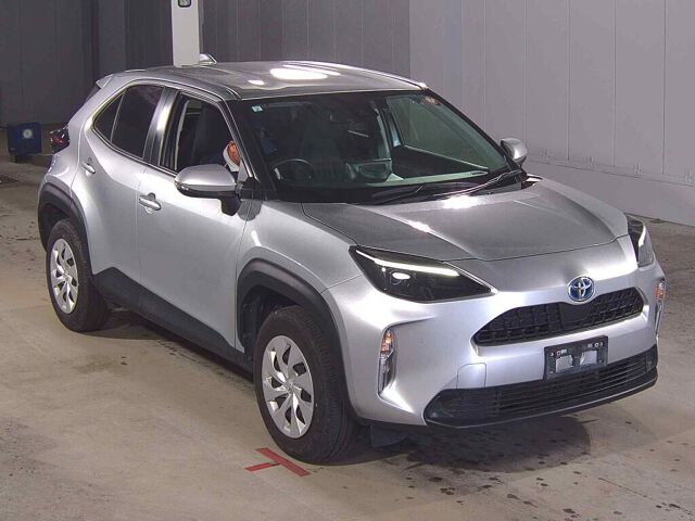 Japan Auction Vehicles 8 2022 Toyota Yaris Cross Hybrid X auction photo