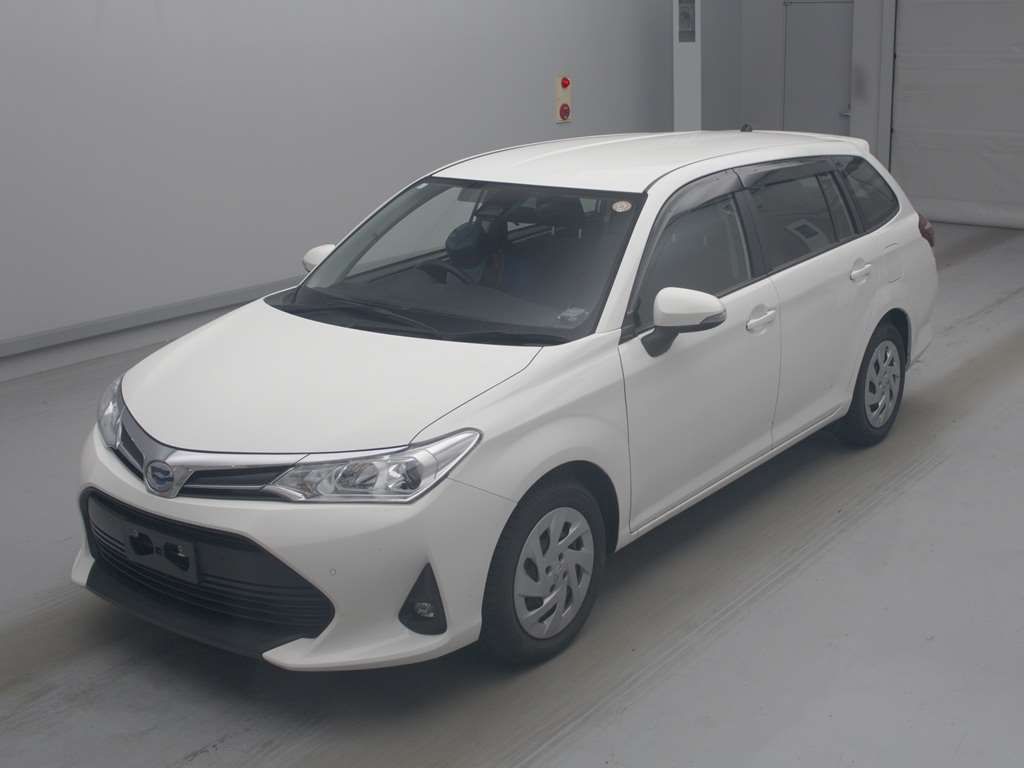 Japan Auction Vehicles 4 2021 Toyota Corolla Fielder Hybrid EX auction photo