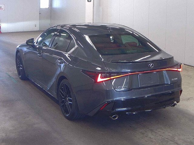 2021 Lexus IS IS300F Shomodo BK auction photo 2