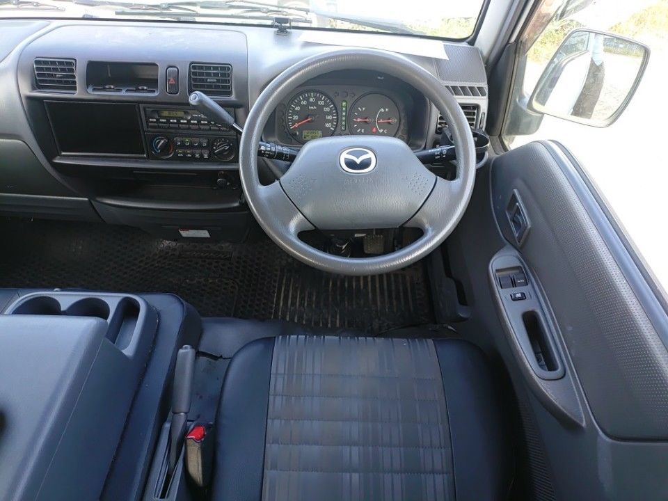 2019 Mazda ボンゴ auction photo 3