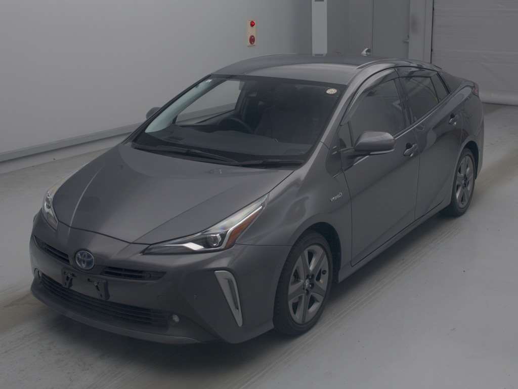 2019 Toyota Prius Aツーリングセレクション Japan auction vehicle