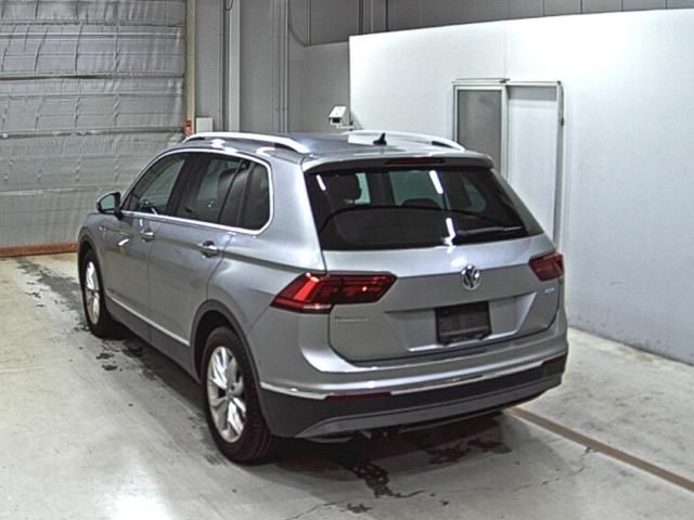 2018 Volkswagen ティグアン TSI ハイライン auction photo 2