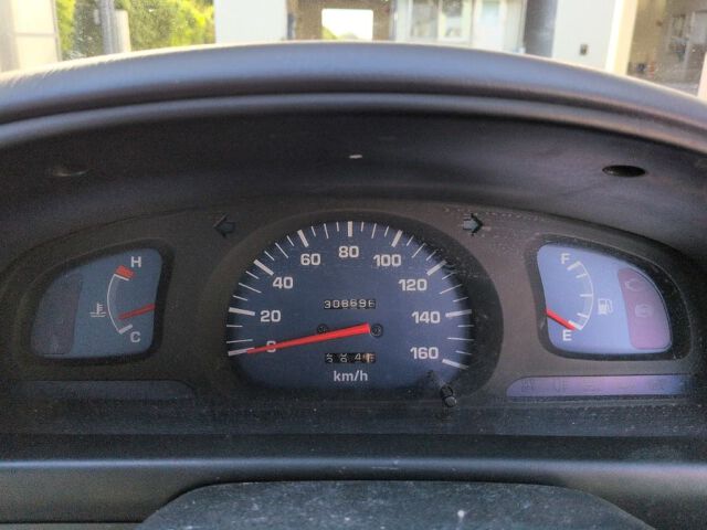 1999 Toyota Hilux DX auction photo 3