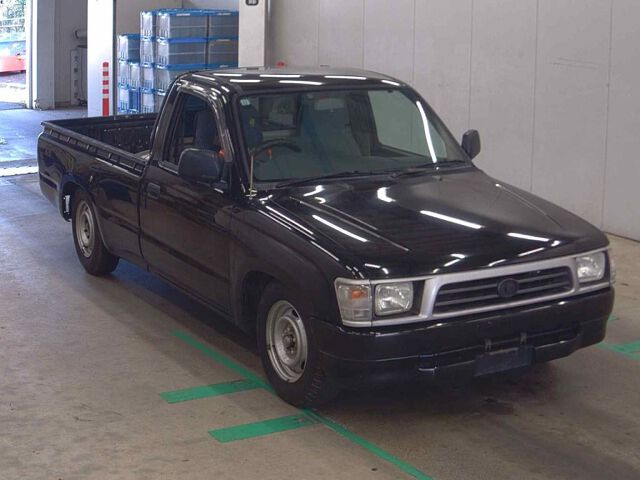 1999 Toyota Hilux DX Japan auction vehicle
