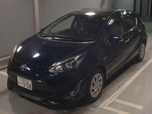 2018 Toyota Aqua Sスタイルブラック auction photo 4