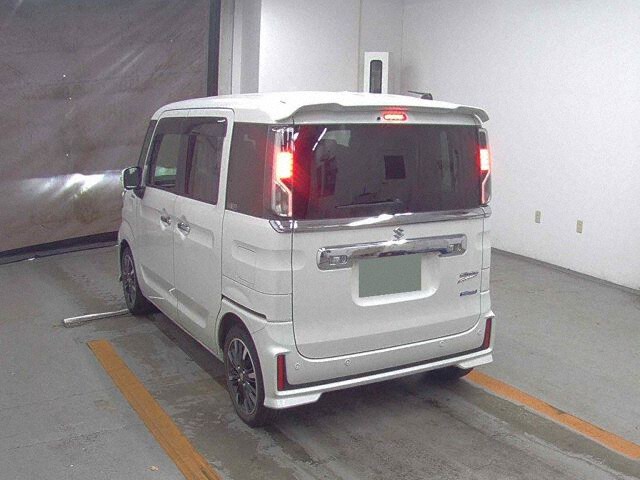 2021 Suzuki Spacia Hybrid XS auction photo 2
