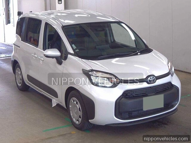 Japan Auction Vehicles 8 2026 Toyota Sienta ハイブリッドG auction photo