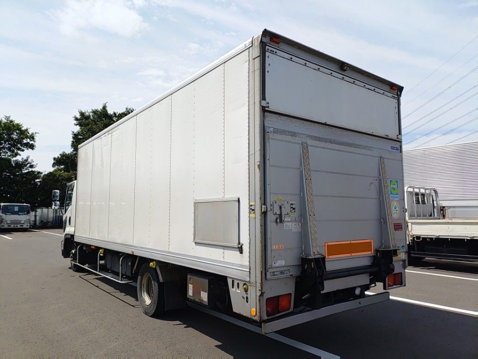 2008 Isuzu Forward auction photo 6