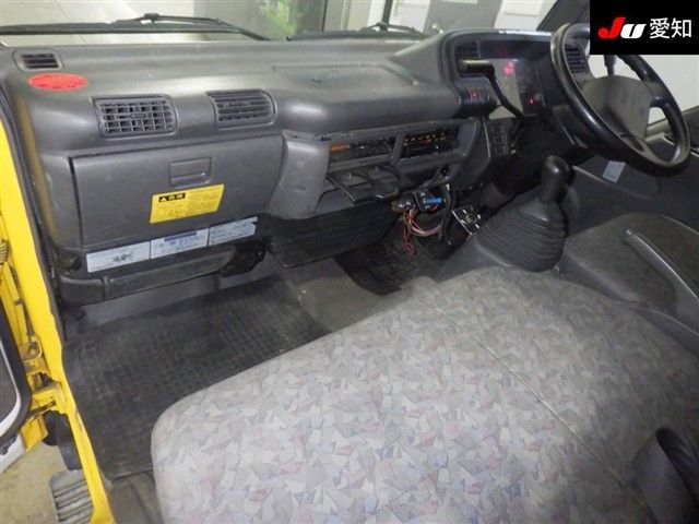 1999 Isuzu エルフ T 4WD 2t auction photo 3