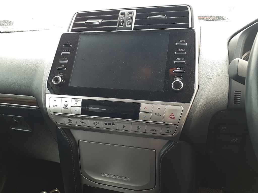 2022 Toyota Land Cruiser Prado TX Lパッケージ 4WD auction photo 12