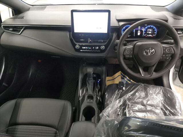 2026 Toyota Corolla Touring Hybrid WXB auction photo 3