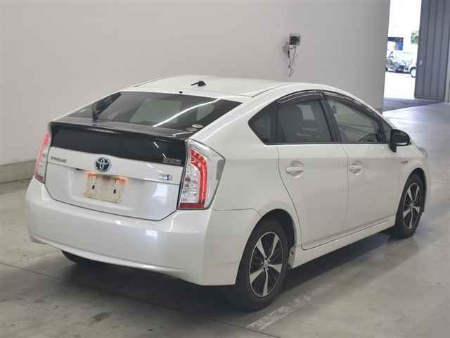 2014 Toyota Prius S auction photo 5