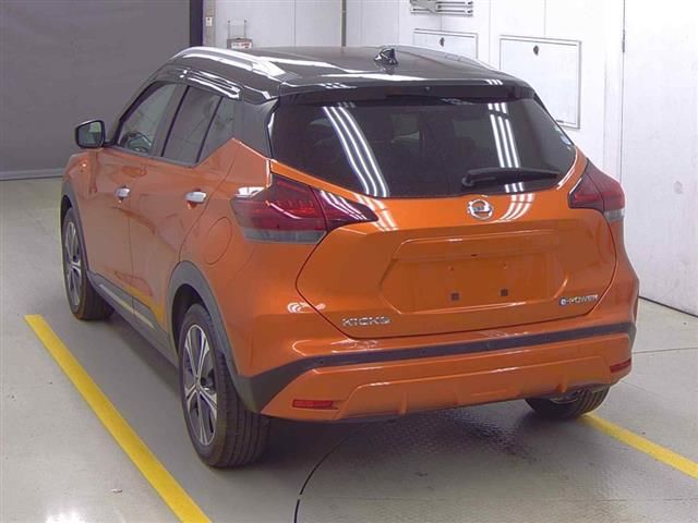2021 Nissan Kicks X auction photo 2