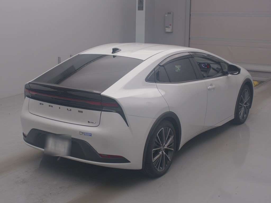 2025 Toyota Prius G auction photo 2