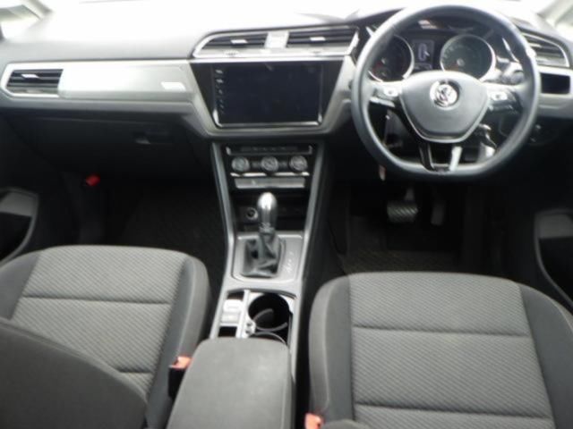 2018 Volkswagen ゴルフトゥーラン TSI コンフォートライン auction photo 3