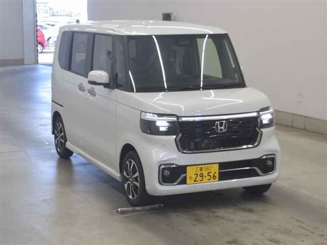 Japan Auction Vehicles 10 2026 Honda N_BOXカスタム Monotone Coordinate Style auction photo