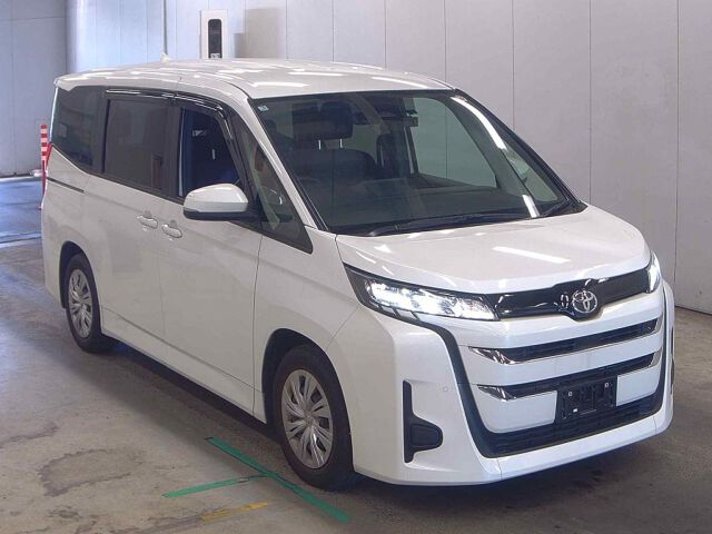 Japan Auction Vehicles 8 2025 Toyota Noah X auction photo