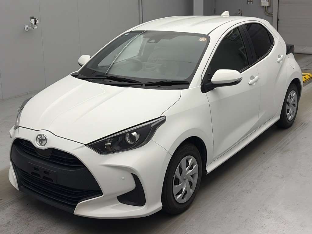 Japan Auction Vehicles 4 2021 Toyota Yaris X auction photo
