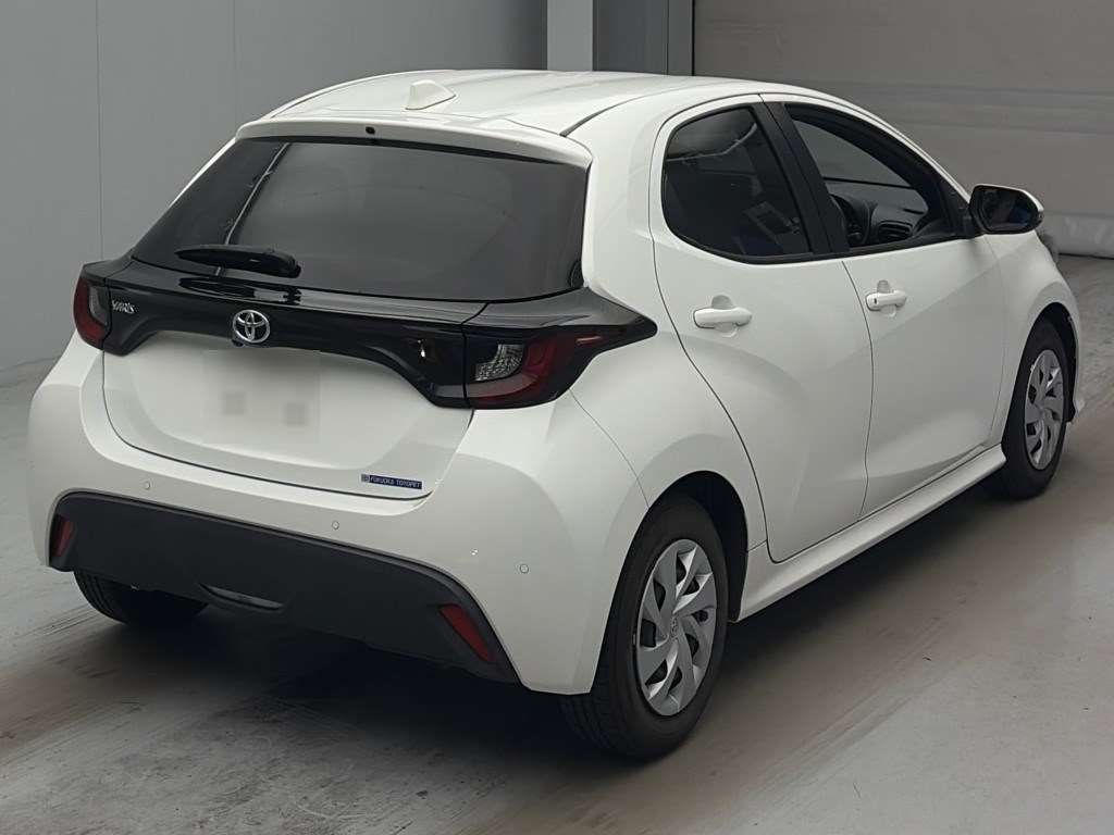 2021 Toyota Yaris X auction photo 2