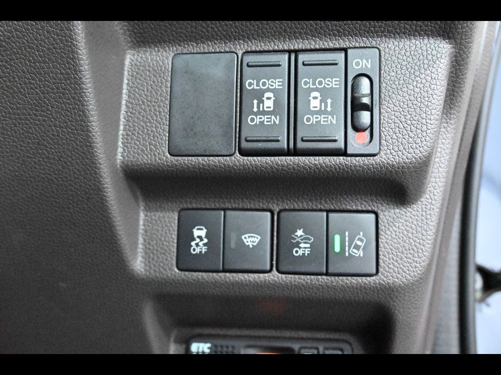 2021 Honda Freed ハイブリッドGホンダセンシング 6人 auction photo 11