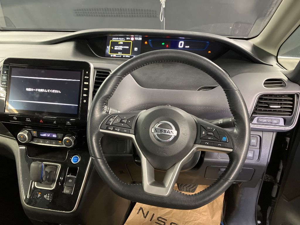 2020 Nissan Serena e-POWER HWS V auction photo 3