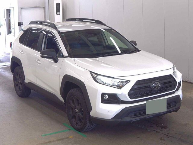 2025 Toyota RAV4 アドオフロートパッケ2 4WD Japan auction vehicle