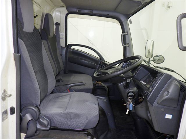 2018 Isuzu Elf バン auction photo 6