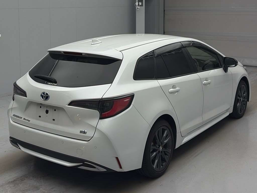 2022 Toyota Corolla Touring Hybrid Double By auction photo 2