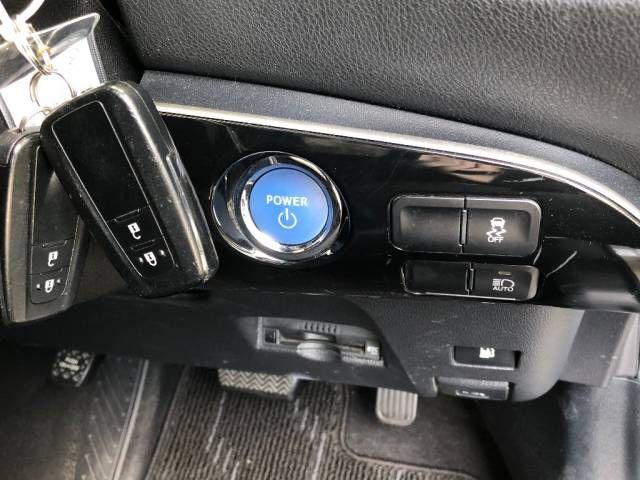 2019 Toyota Prius Sツーリングセレクション auction photo 5