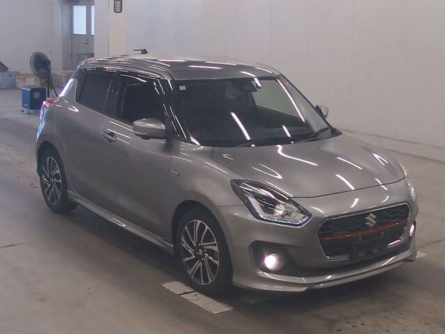 Japan Auction Vehicles 8 2022 Suzuki Swift ハイブリッドRS auction photo