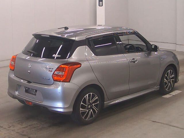 2022 Suzuki Swift ハイブリッドRS auction photo 5