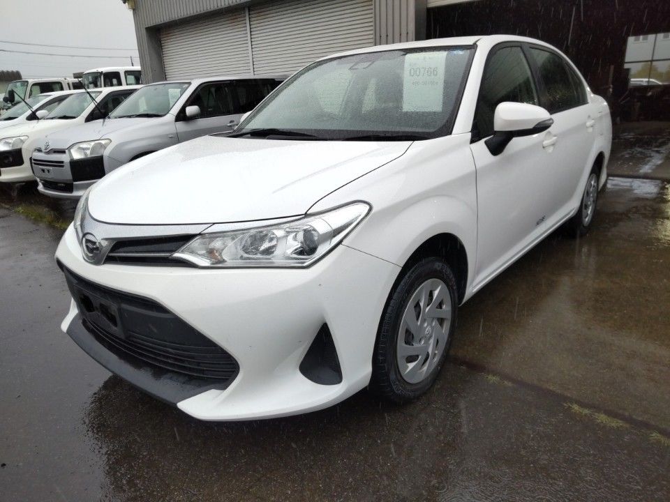 2018 Toyota カローラ アクシオ Japan auction vehicle