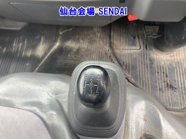 2010 Isuzu Elf アルミバン auction photo 10