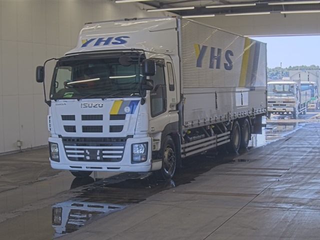 2011 Isuzu Giga アルミウイング Japan auction vehicle