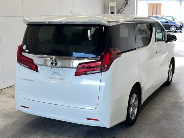 2022 Toyota Alphard X auction photo 3
