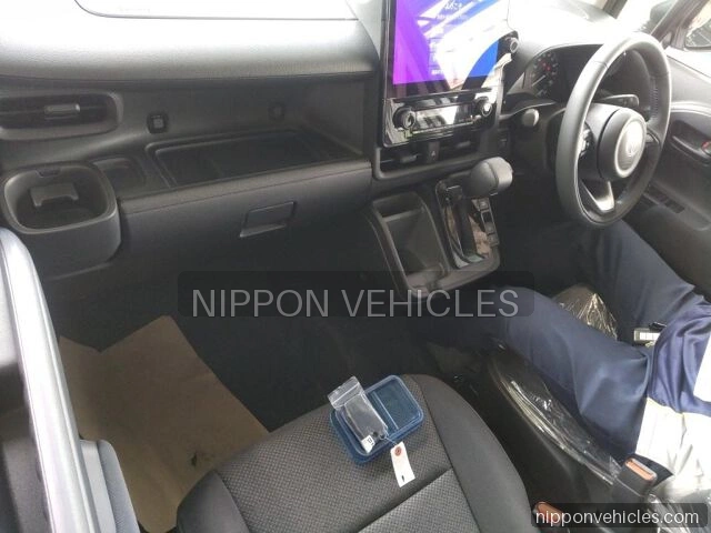 2026 Toyota Sienta ハイブリッドG auction photo 3